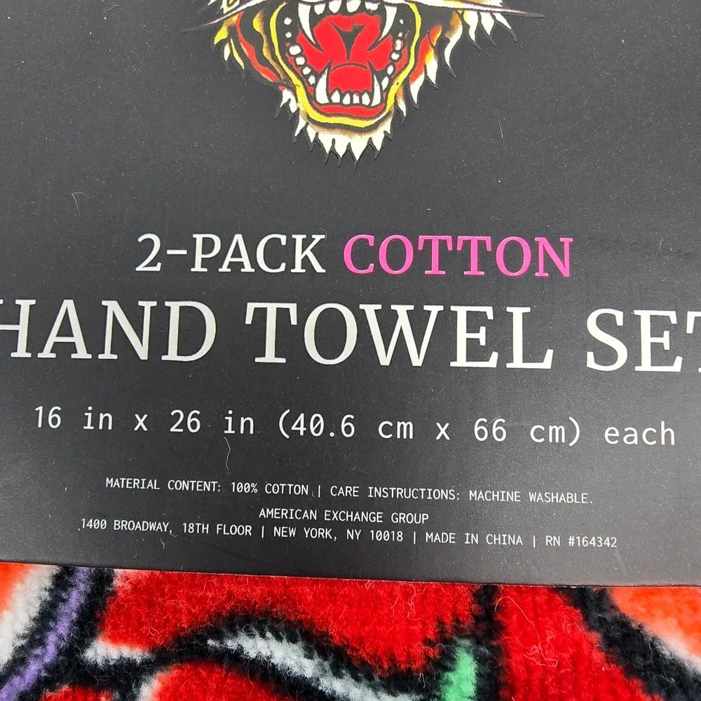 Ed Hardy 2 Pack Cotton Hand Towel Set Pink Tattoo Rose Tiger Print New
